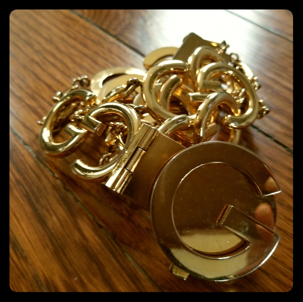 Gucci Gold Chain Belt